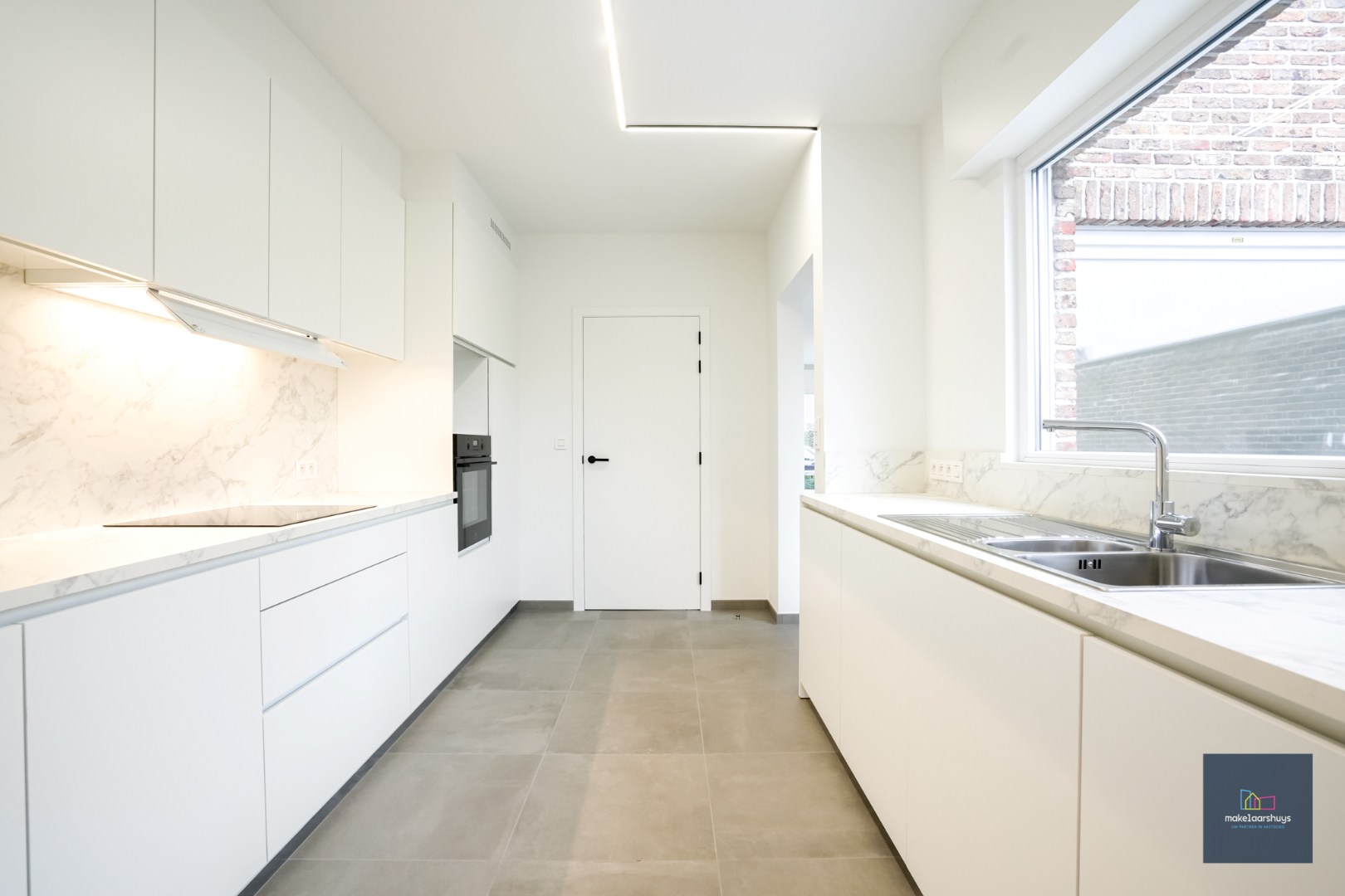 Instapklare eigendom met 3-slp.kamers garage en tuin 