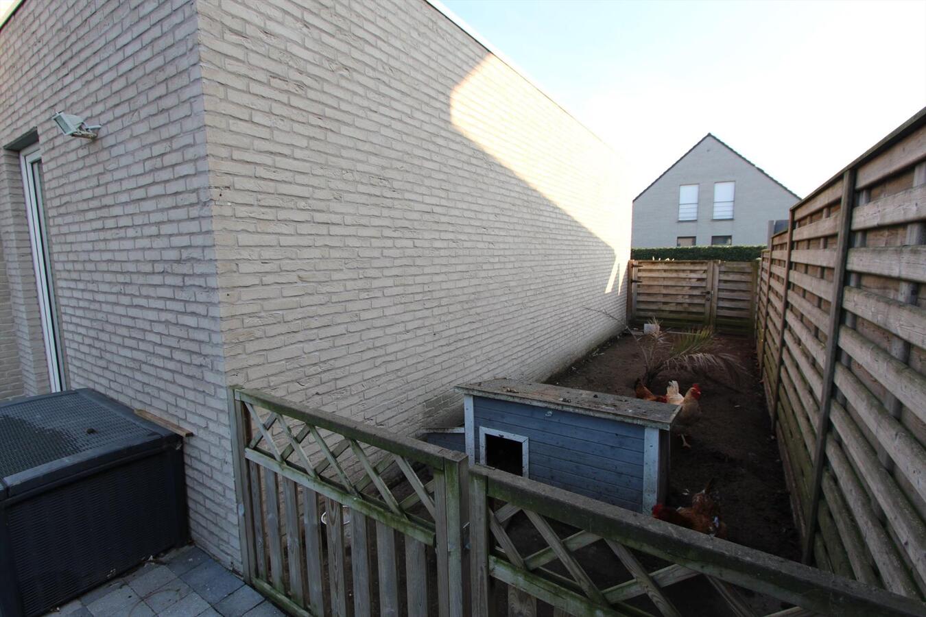 Alleenstaande woning met 5 slaapkamers te Koekelare 