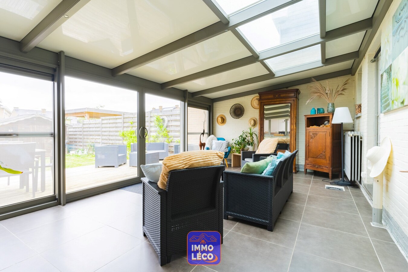 3 façades rénovée avec garage &amp; jardin, COUP DE COEUR ! 