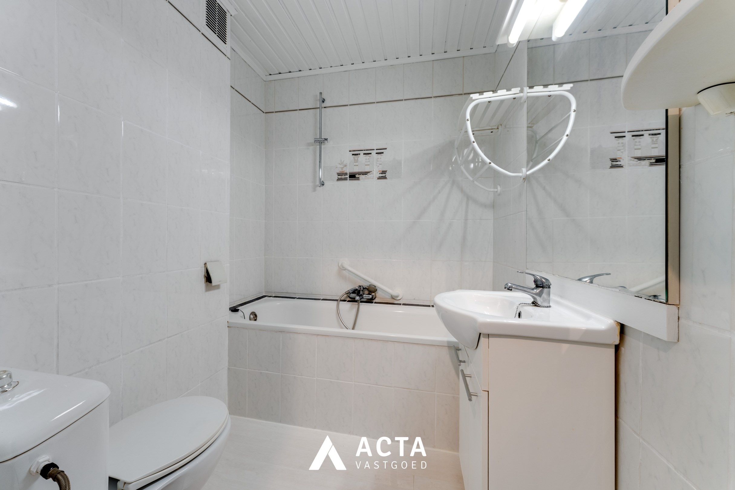 Instapklare studio met terras in Mariakerke 