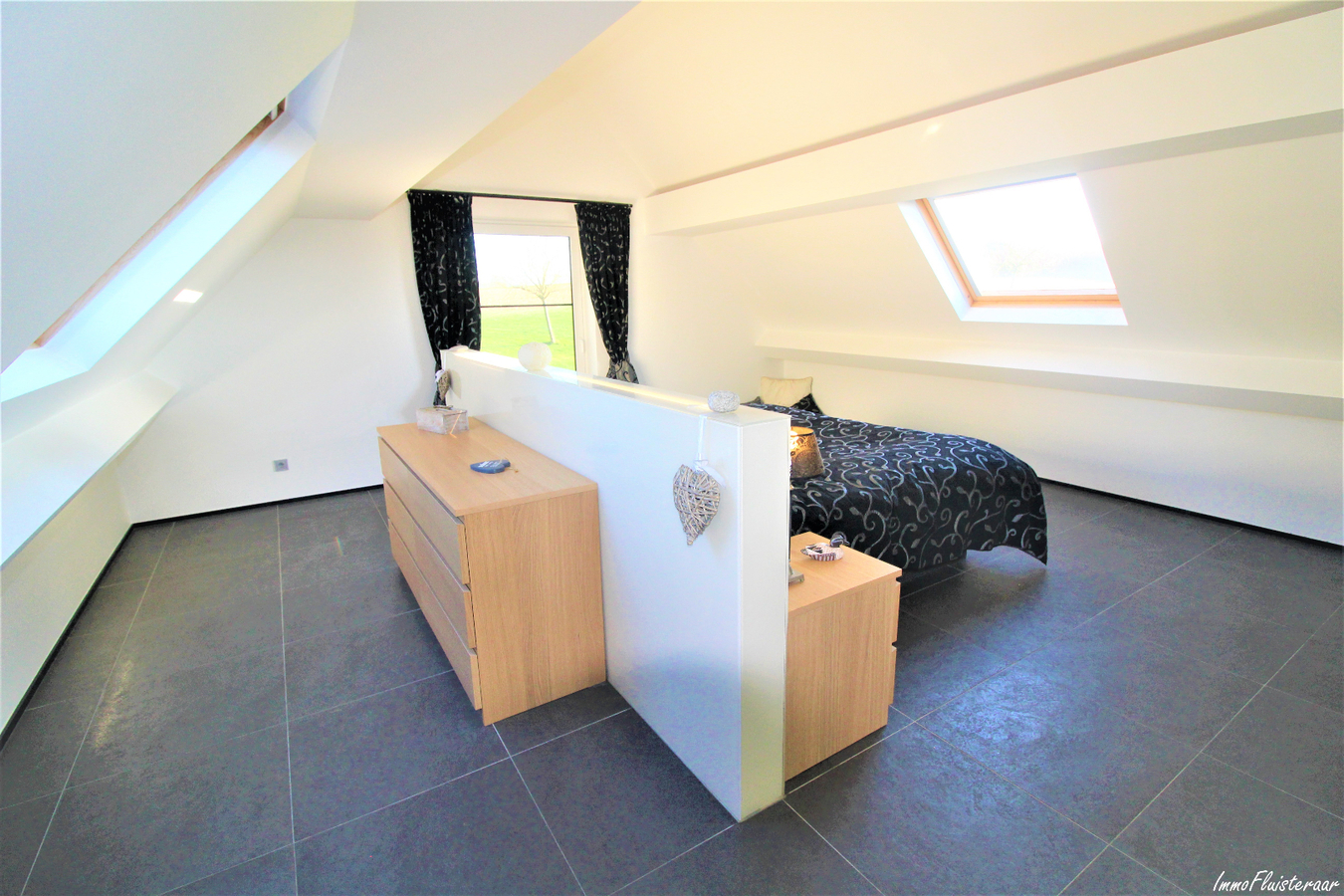 Magnifique maison avec grande annexe et prés sur environ 2ha à Biévène (Brabant Flamand) 