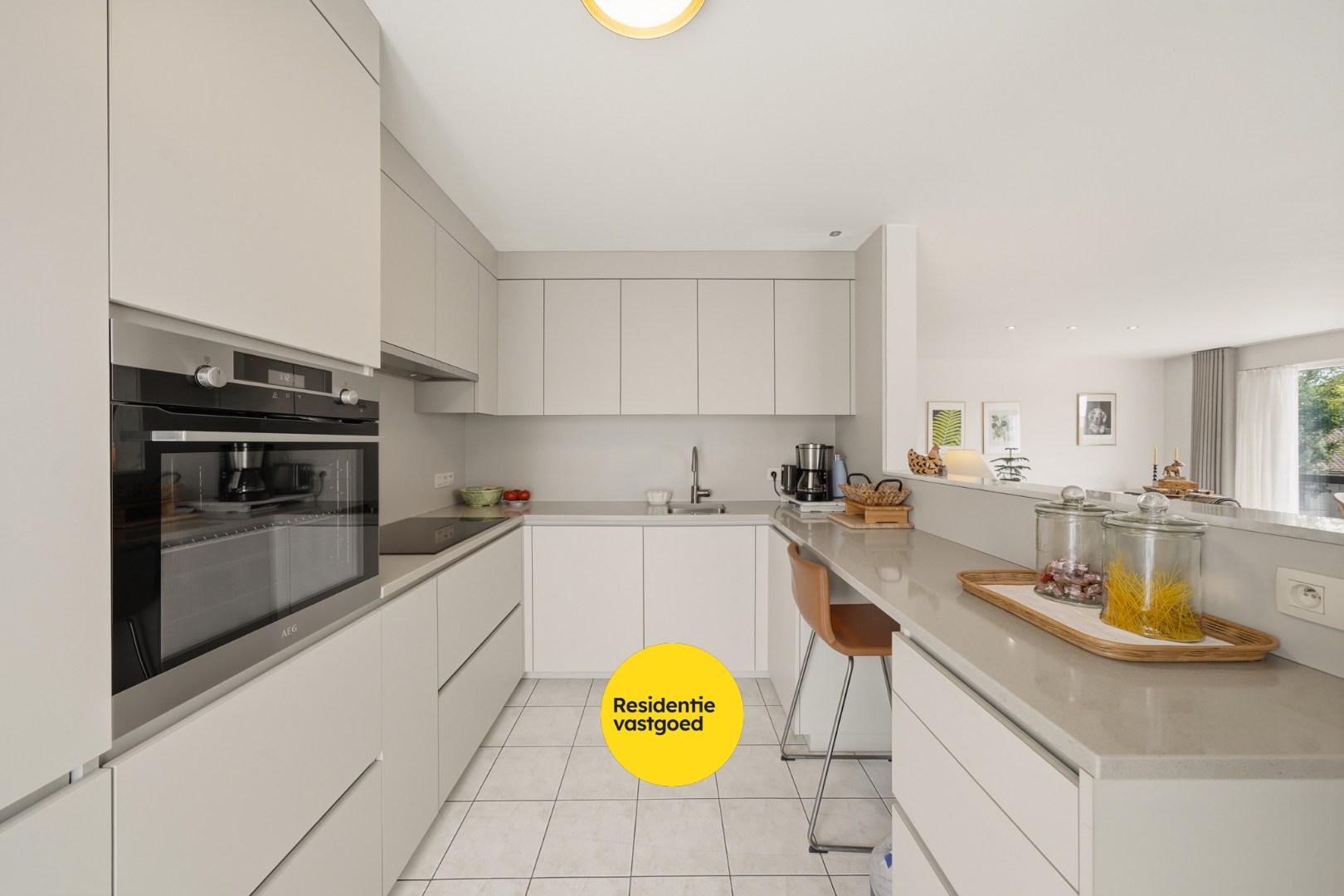 Appartement op 1e verdieping met 2 slaapkamers in centrum Oudenburg (Karpelhof) 