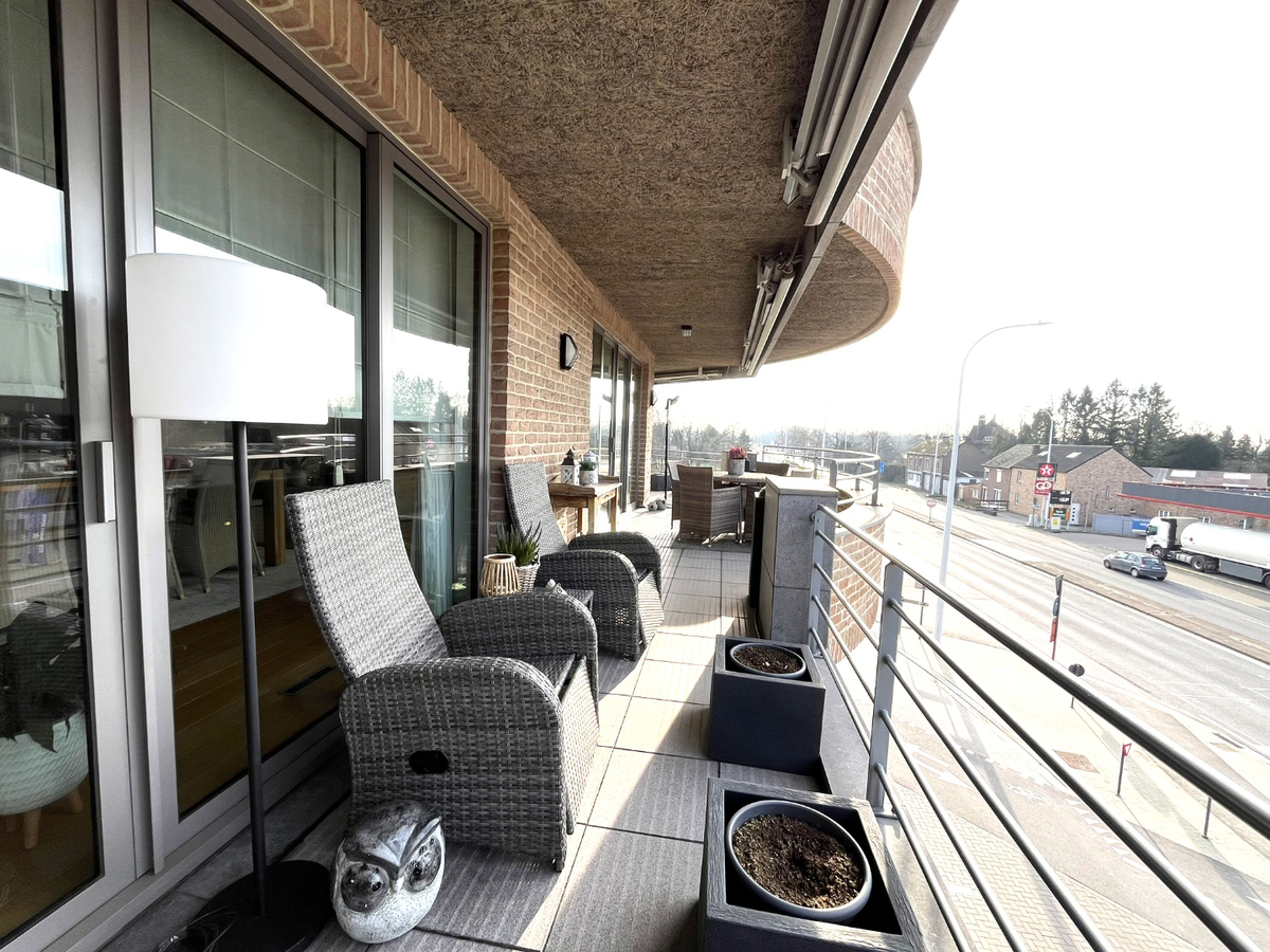 Prachtig appartement met groot terras 