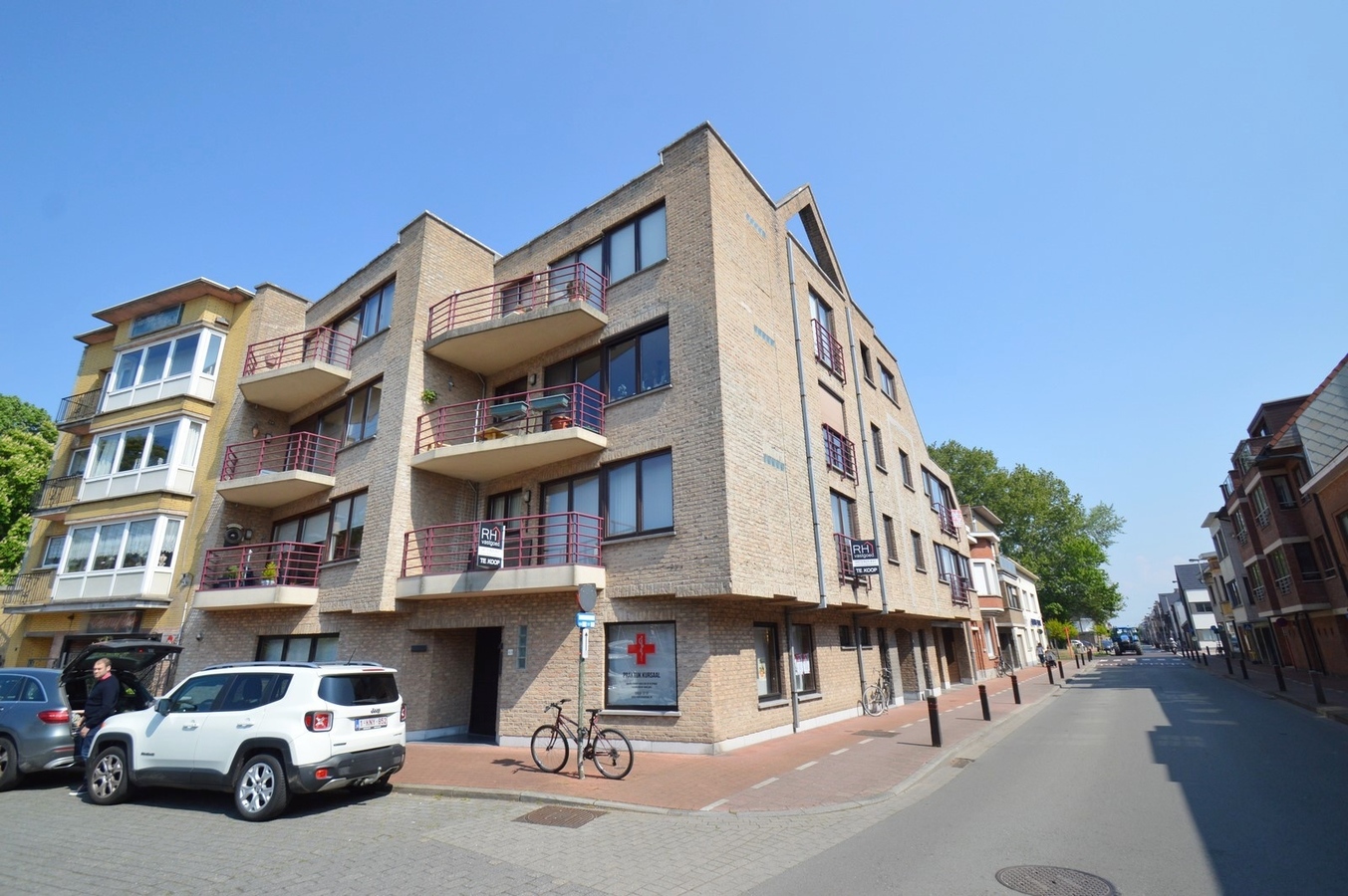 Lichtrijk hoekappartement vlakbij het centrum - Heist 