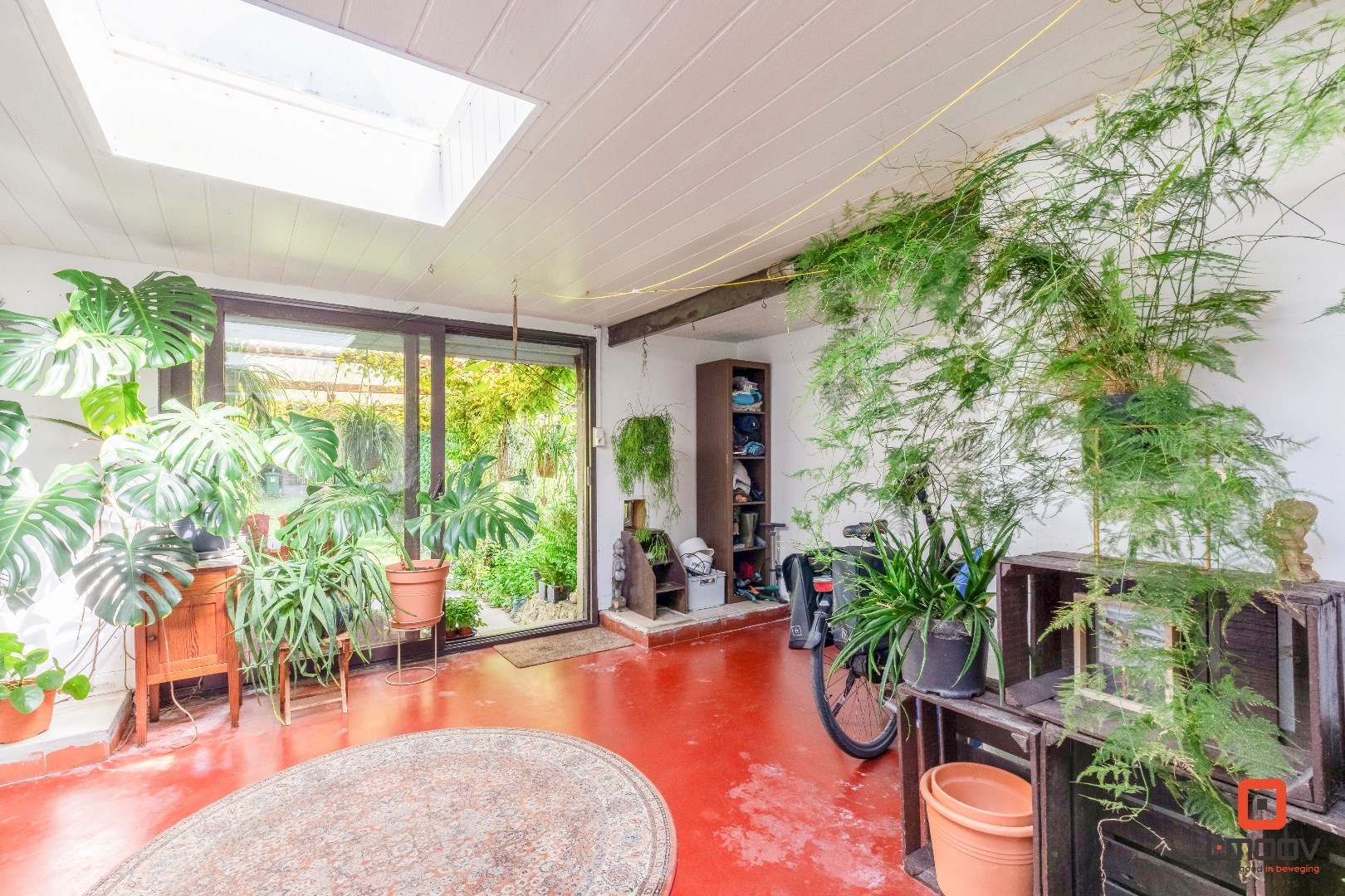 Karaktervolle tuinwijkwoning met unieke architectuur en garage te Gentbrugge 