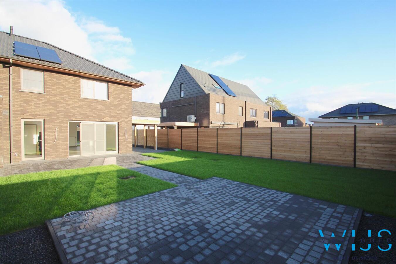 Rustig gelegen nieuwbouwwoning te LIEVEGEM WAARSCHOOT ! 