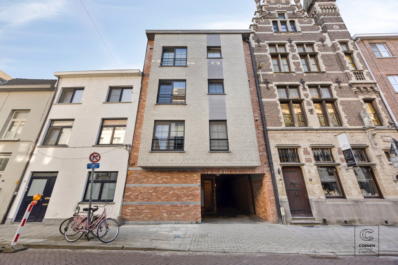 Prachtig duplux appartement met een bew. opp. van 120 m², twee slpk en 2 x terras op een absolute toplocatie te  centrum Lier! 