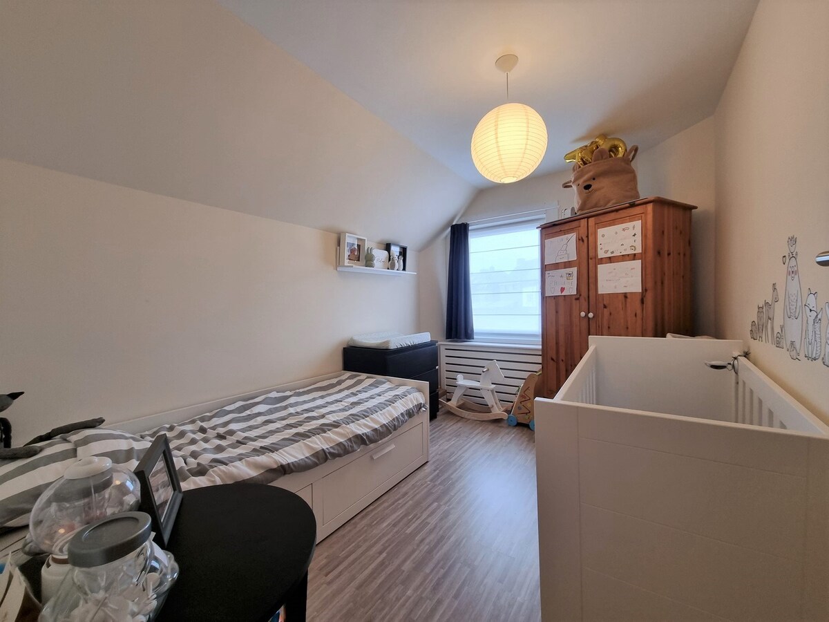 Leuke woning met mooi terras en achteruitgang te Heist 