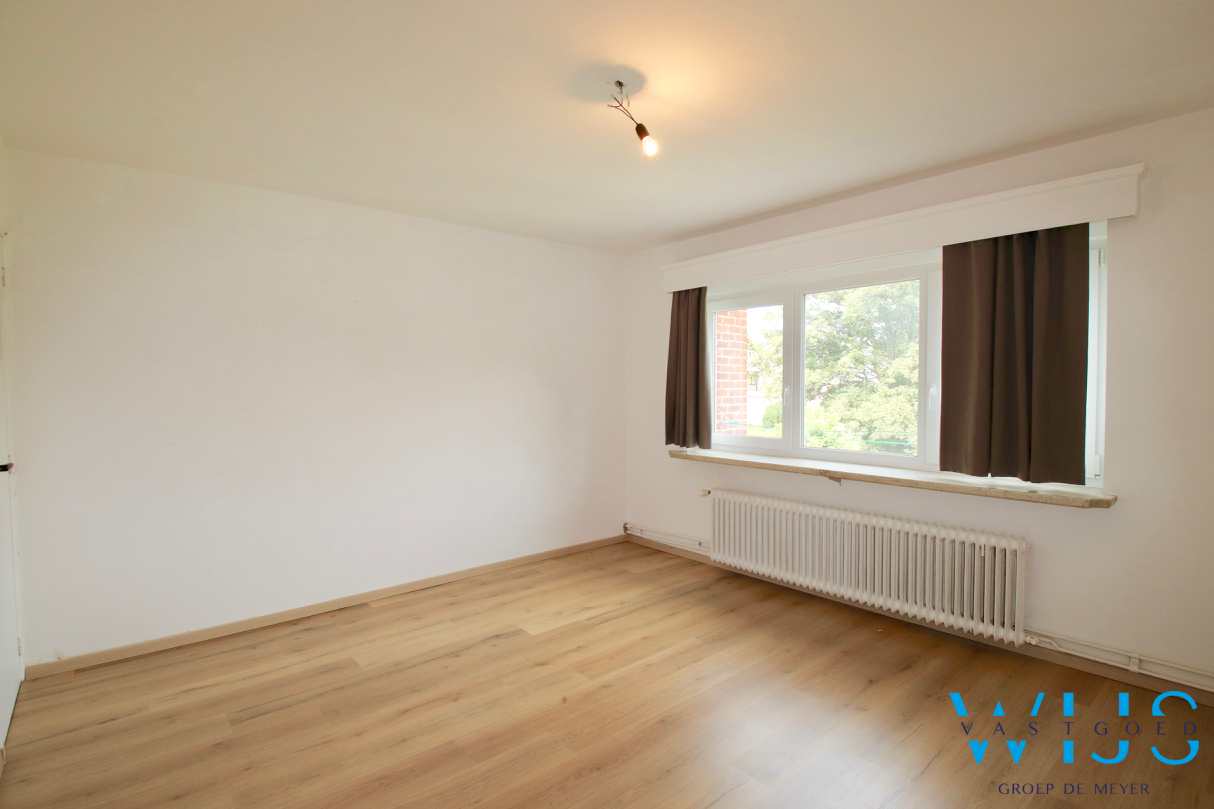 Instapklaar &amp; volwaardig appartement in Sint - Amandsberg 