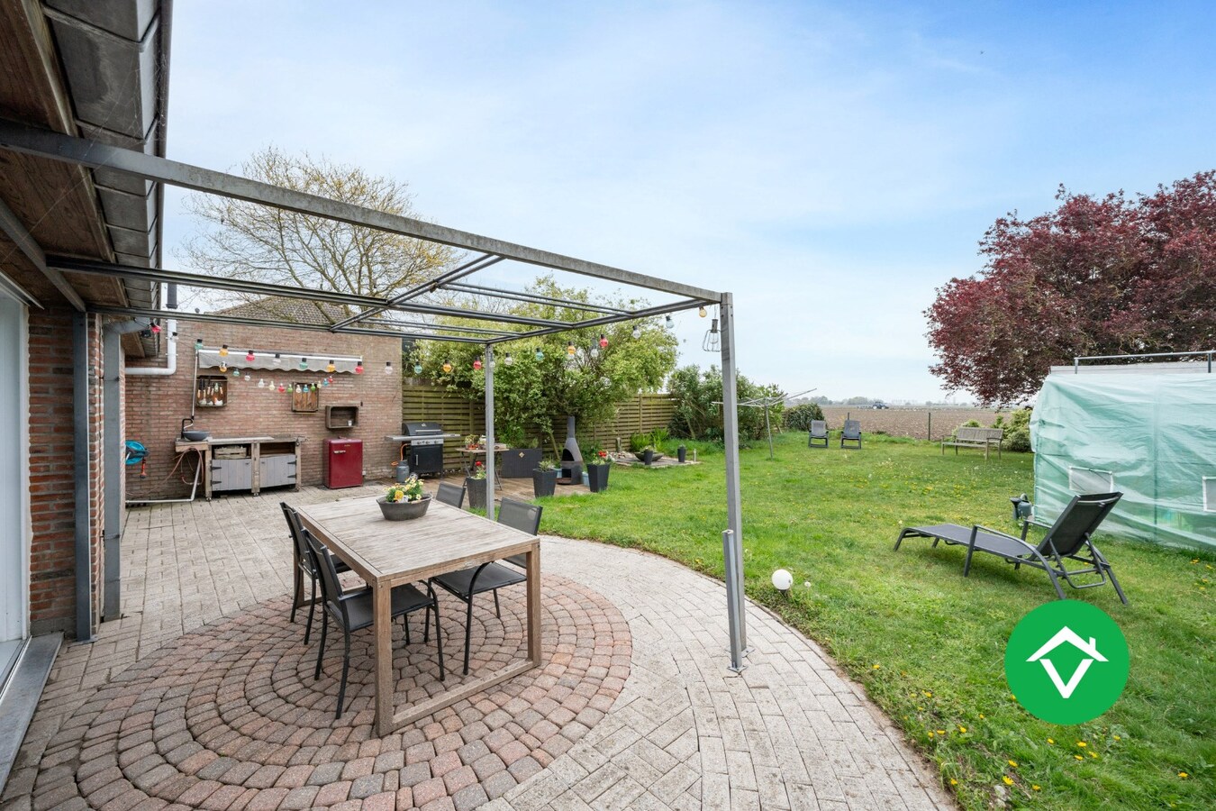 Woning met 4 slaapkamers en tuin te Gistel 