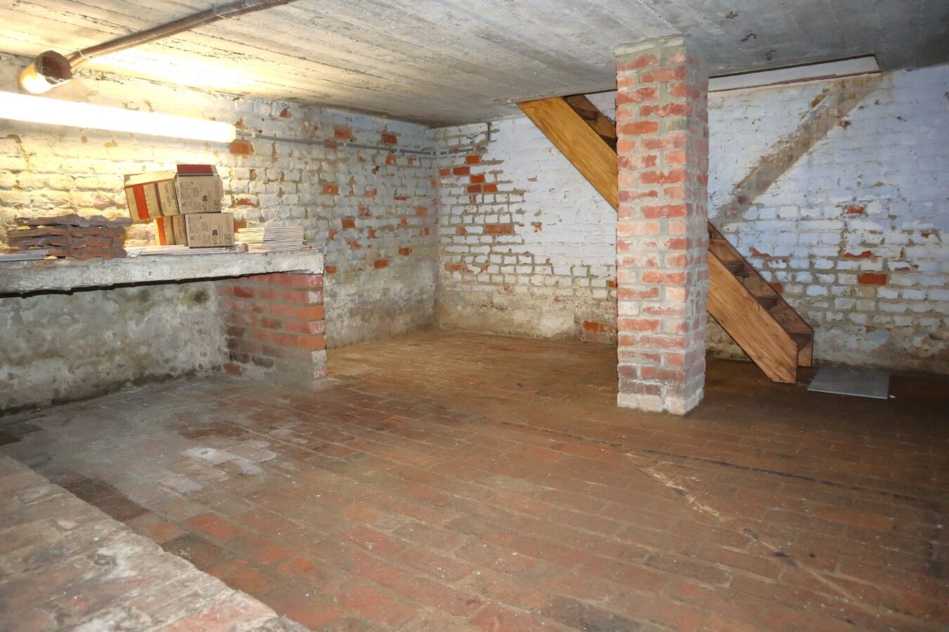 Prachtig gerenoveerde rijwoning met 4 slaapkamers te Bierbeek 