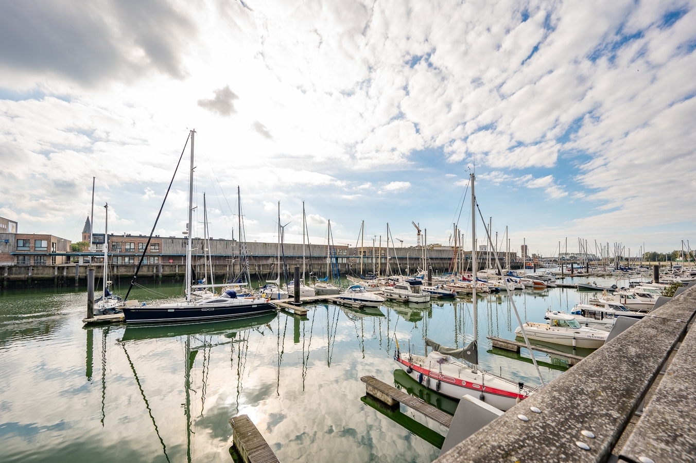 Zeer ruim, te renoveren appartement van 114m² met prachtige zichten - Zeebrugge 