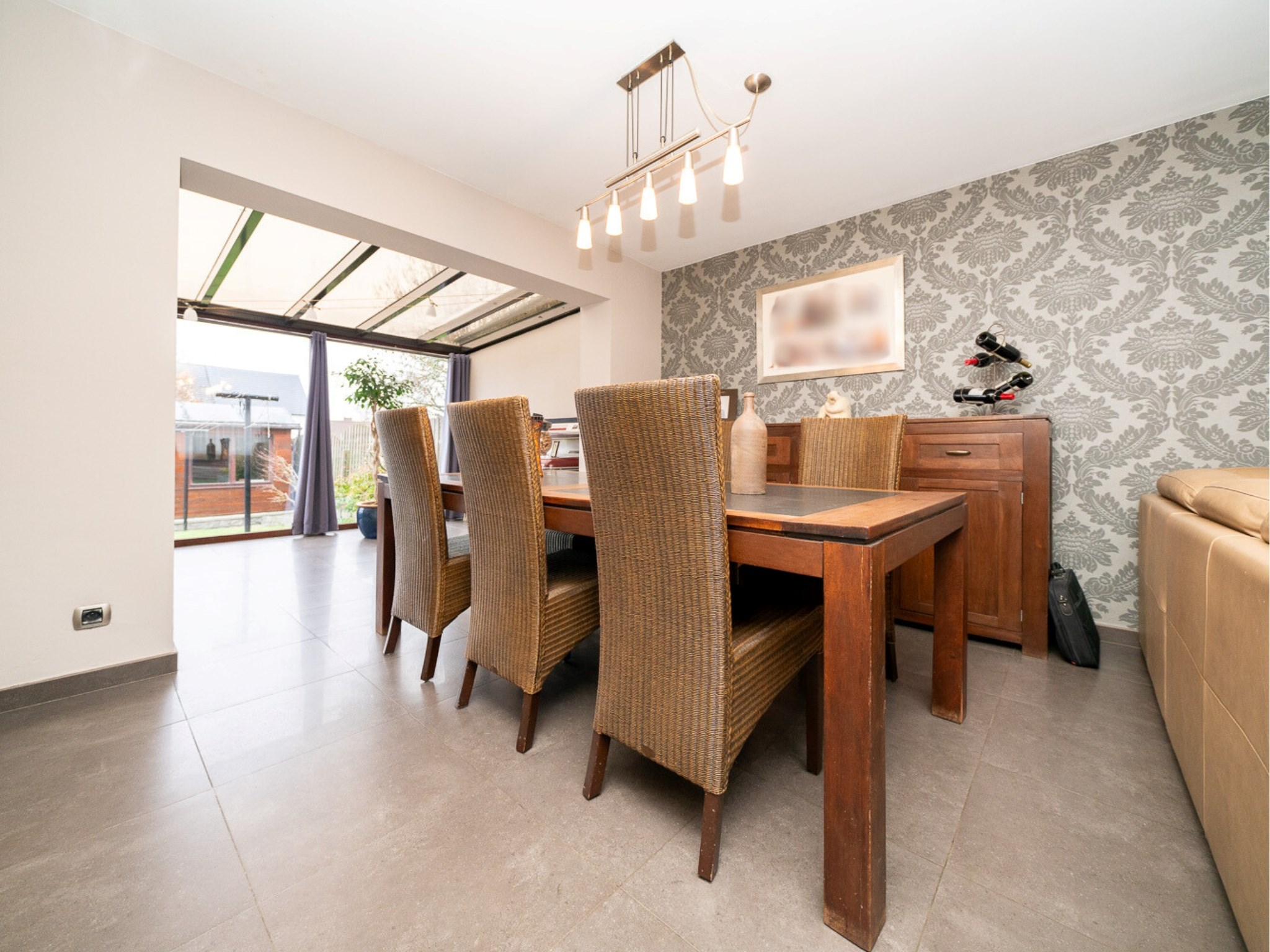 Instapklare woning met 3 kamers, terras en tuin 