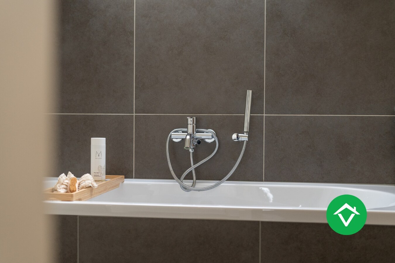 Kwalitatief afgewerkte nieuwbouwwoning met 3 slaapkamers, tuin en garage 