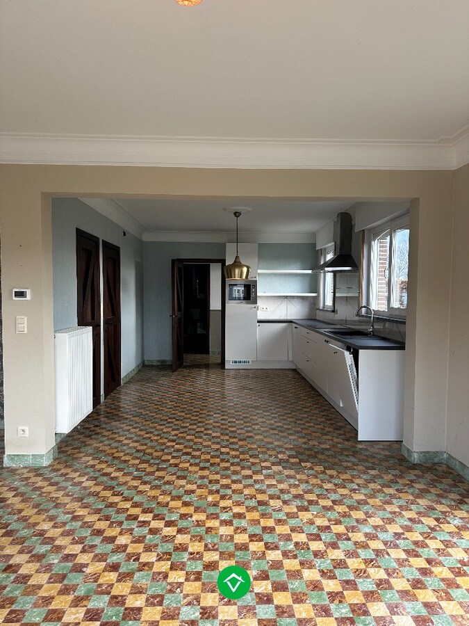 Statige Woning met Landelijke Vergezichten in Bovekerke 