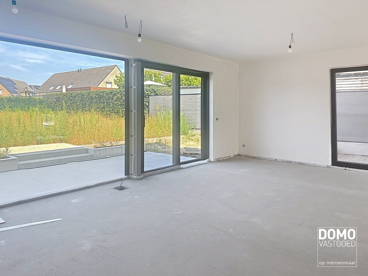 EXCLUSIEVE ENERGIEARME NIEUWBOUWWONGINGEN MET 4 SLAAPKAMERS, TUIN &amp; CARPORT IN HARTJE KERMT (HASSELT) 