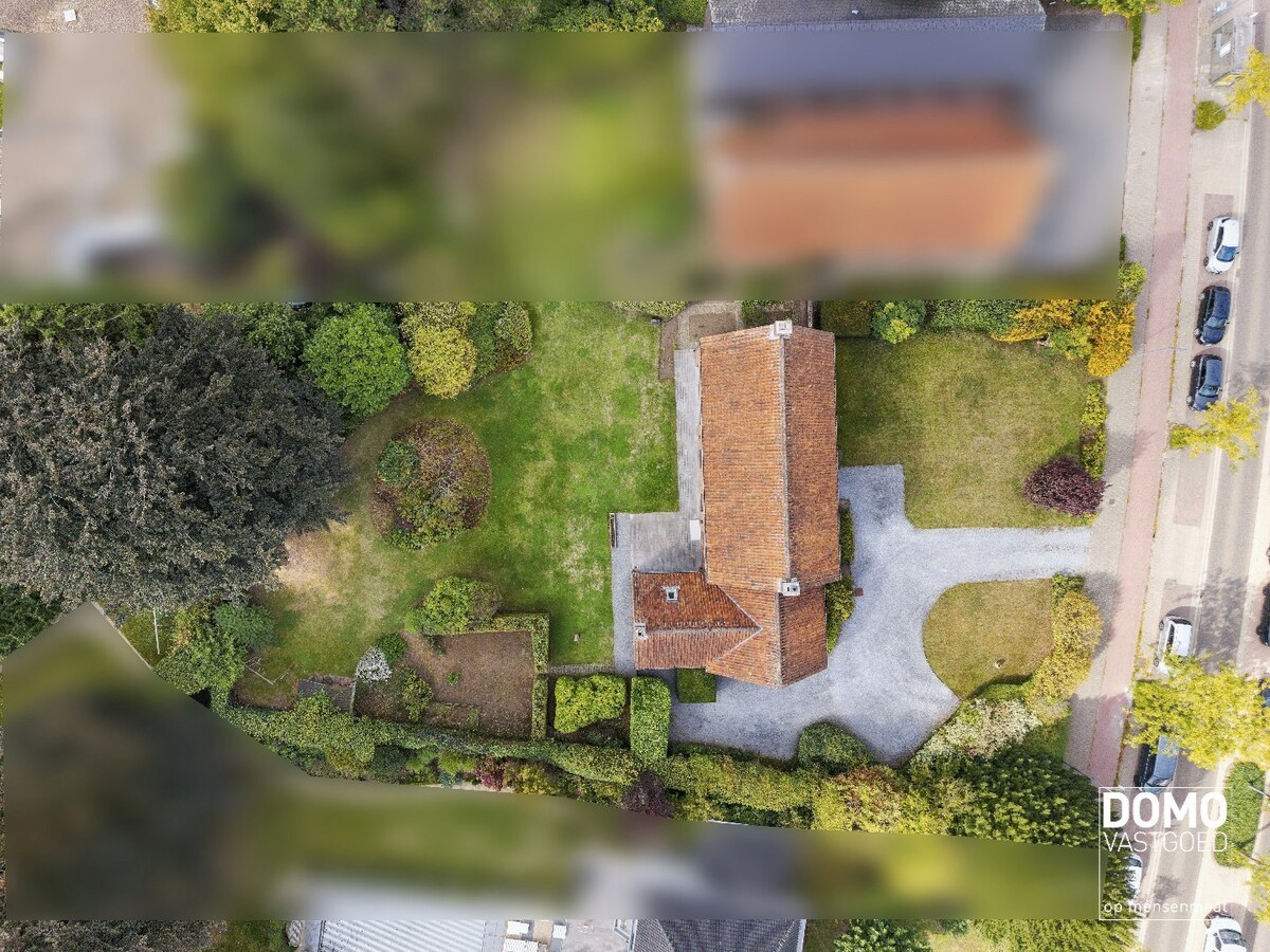 Exclusieve statige open bebouwing met zuid gerichte tuin in het centrum van Kermt (Hasselt) 