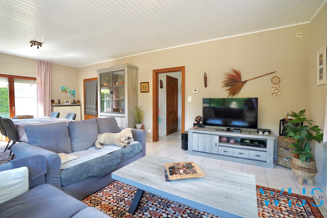 Verzorgde bungalow in woonwijk te Assenede ! 