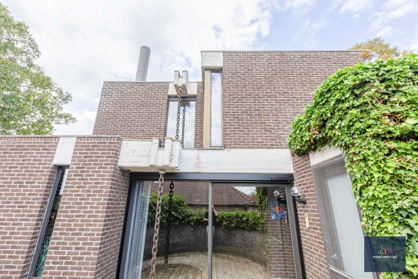 Architecturale woning op een rustige ligging 