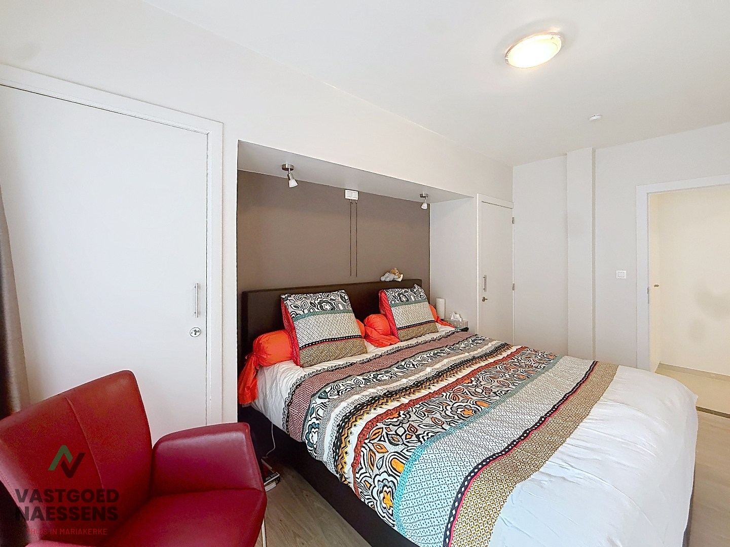 INSTAPKLAAR 2 SLPK APP MET ZIJDELINGS ZICHT OP ZEE 