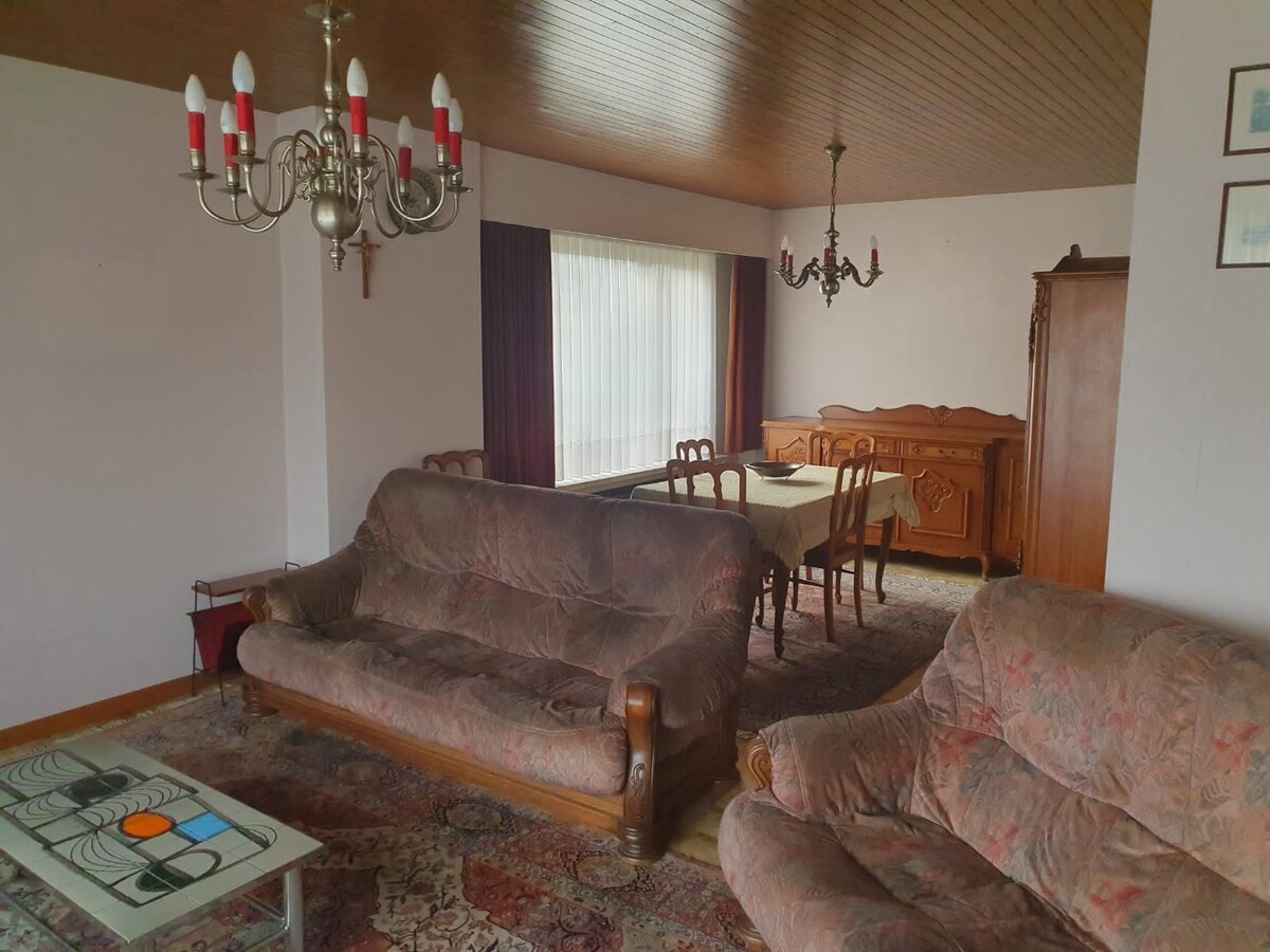 Te renoveren, zeer rustig gelegen open bebouwing 