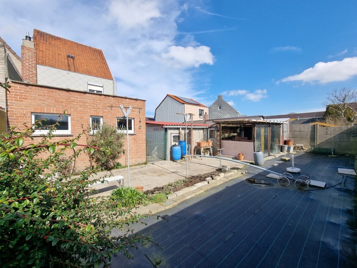 Woning op dubbel perceel (met 3 garages) - Zeebrugge 