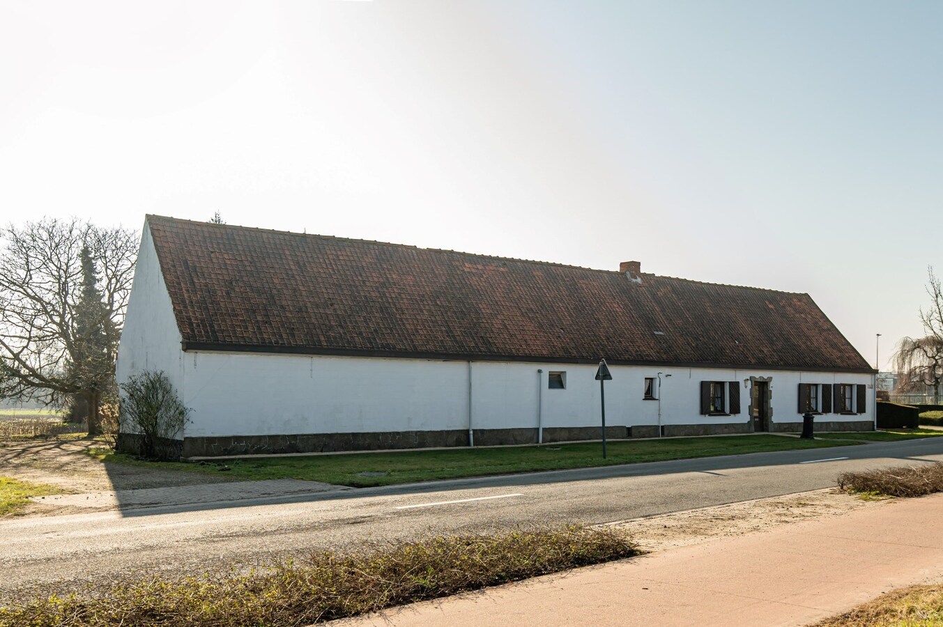 Authentieke hoeve met bijgebouw op 52 a 84 ca 