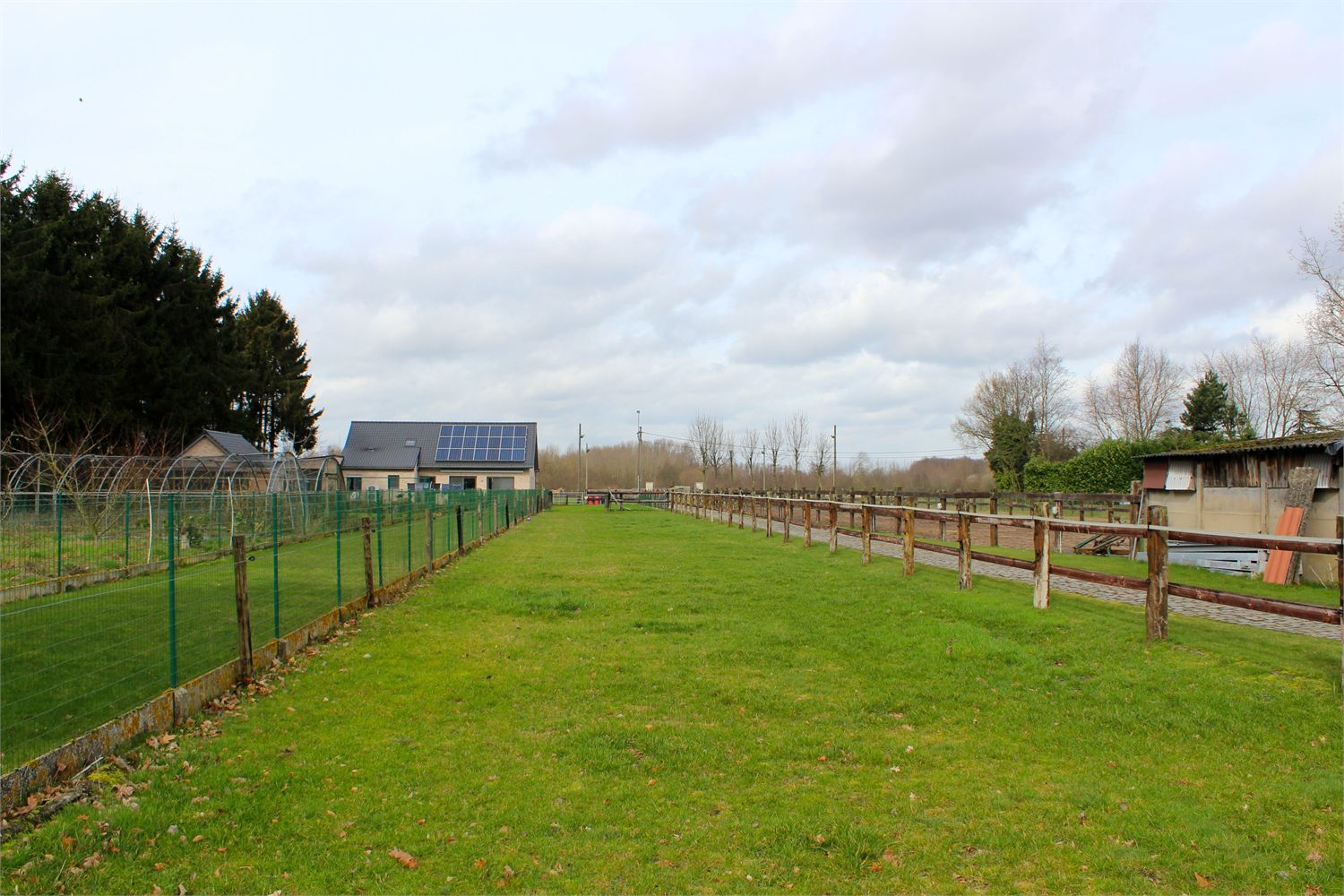 Interessante woning op prachtig stuk grond in Laarne! 