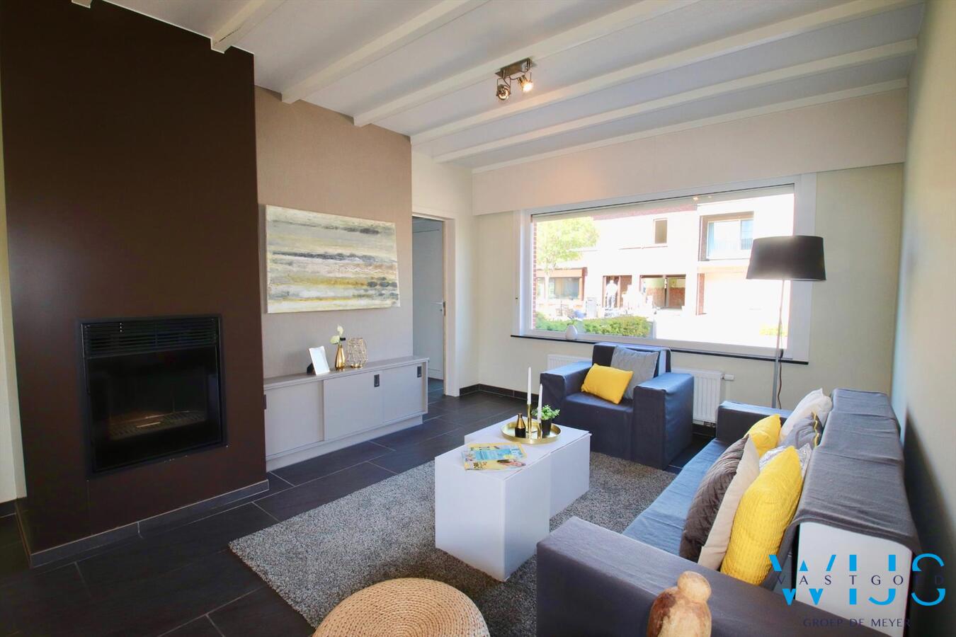 Gerenoveerd (2017) en gezellig woonhuis in hartje Ertvelde. 