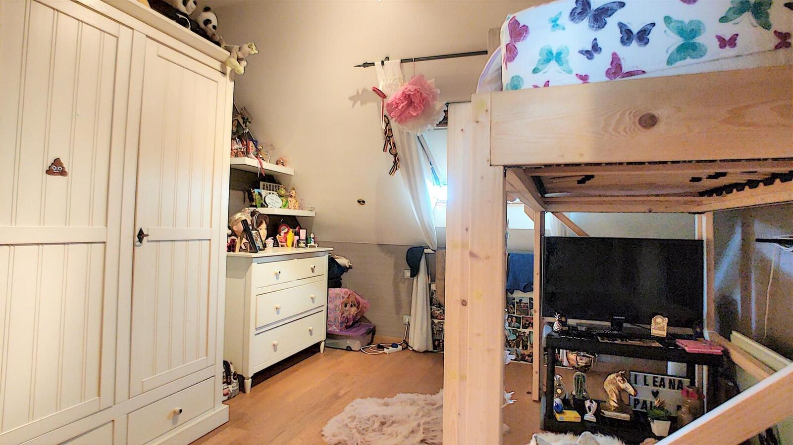 Knappe gezinswoning met vier slaapkamers en tuin - Zeebrugge 