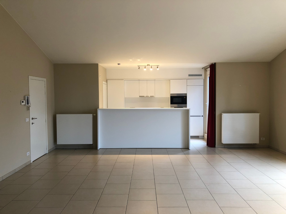 Bijzonder ruim 2-slpk-luxeappartement in centrum De Pinte 