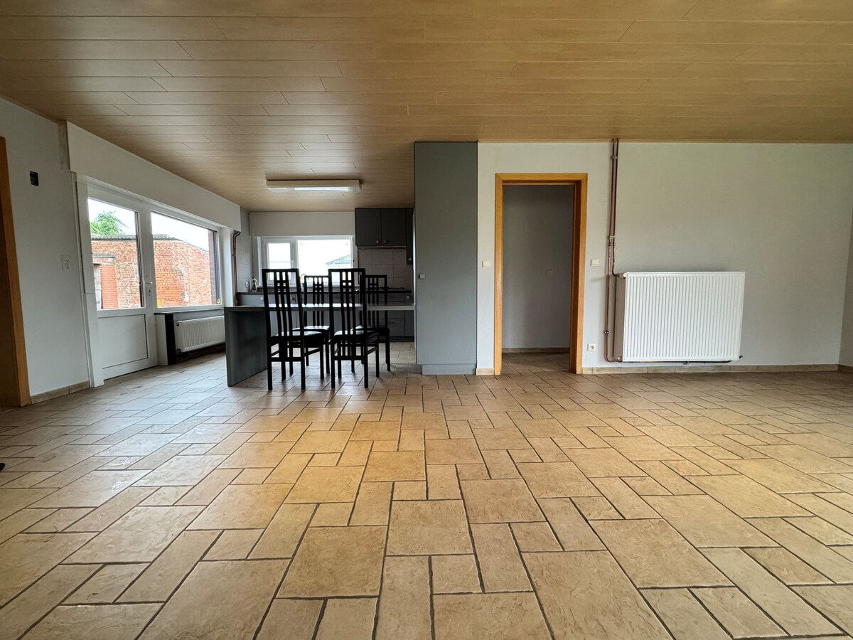 Alleenstaande woning met 3 slaapkamers te Ichtegem 