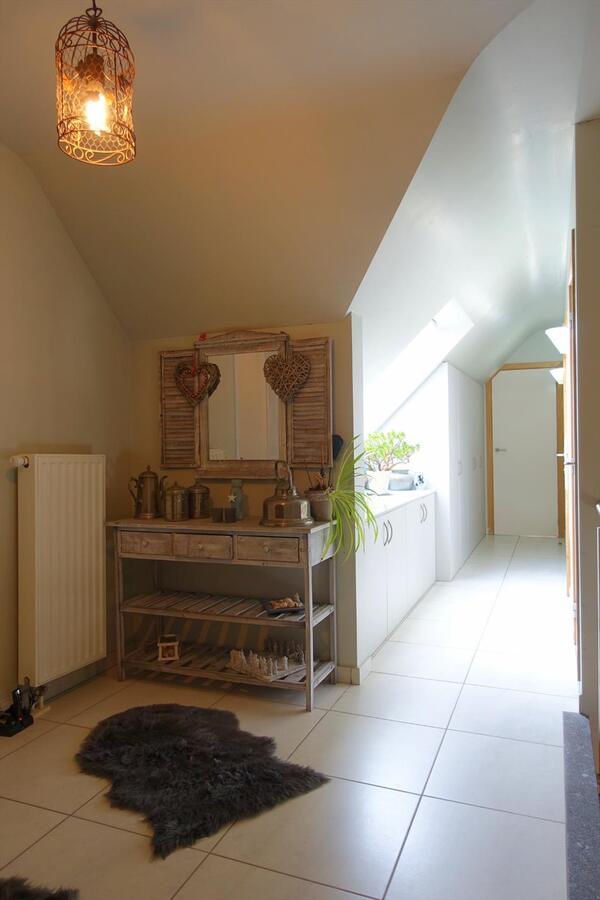 Instapklaar rustig gelegen landhuis met zicht op velden 