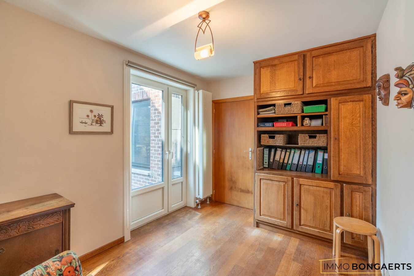 Ruime woning met 4 slaapkamers, tuin en garage in Opglabbeek. 