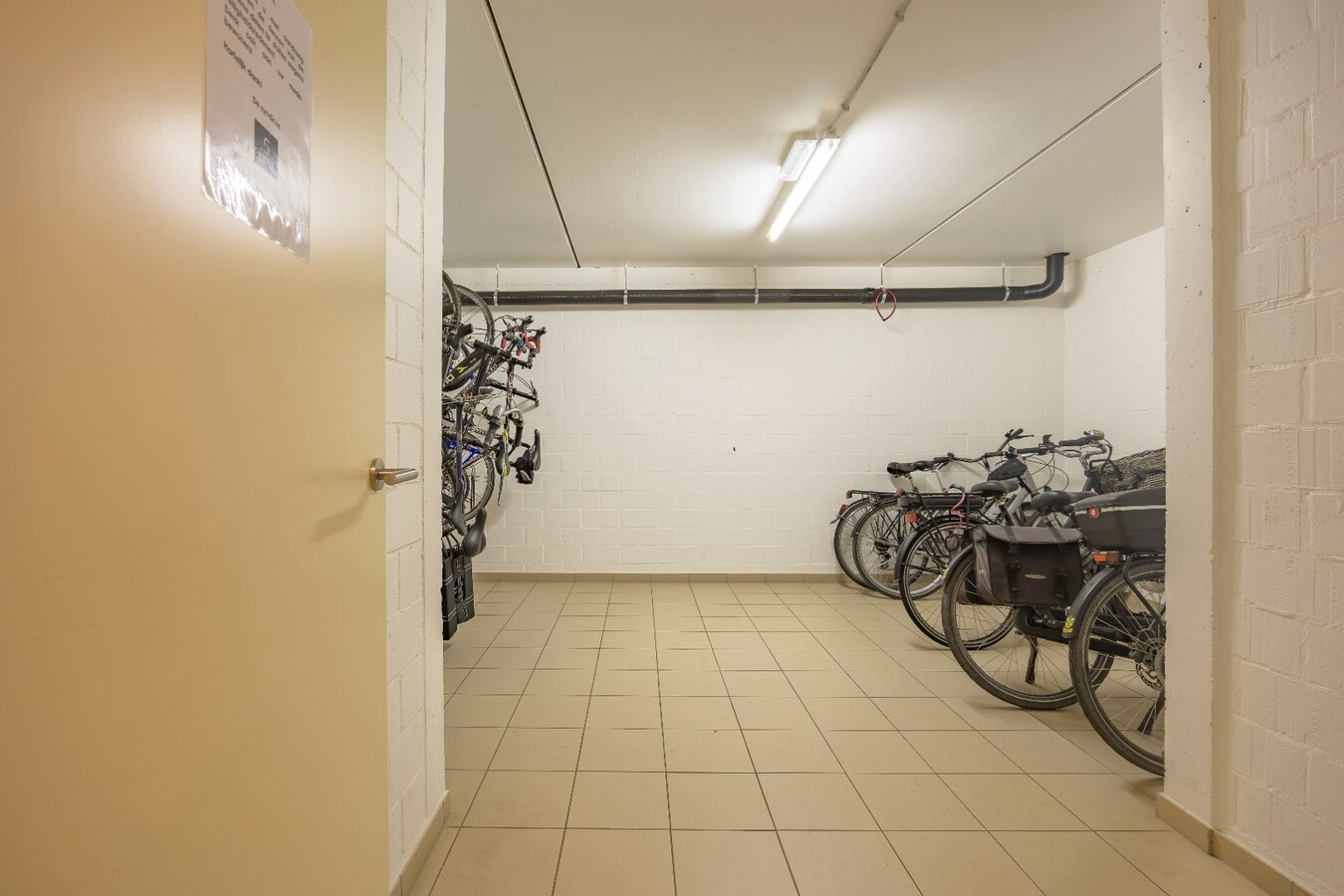 Lichtrijk duplexappartement met 3 slaapkamers en zongericht terras 