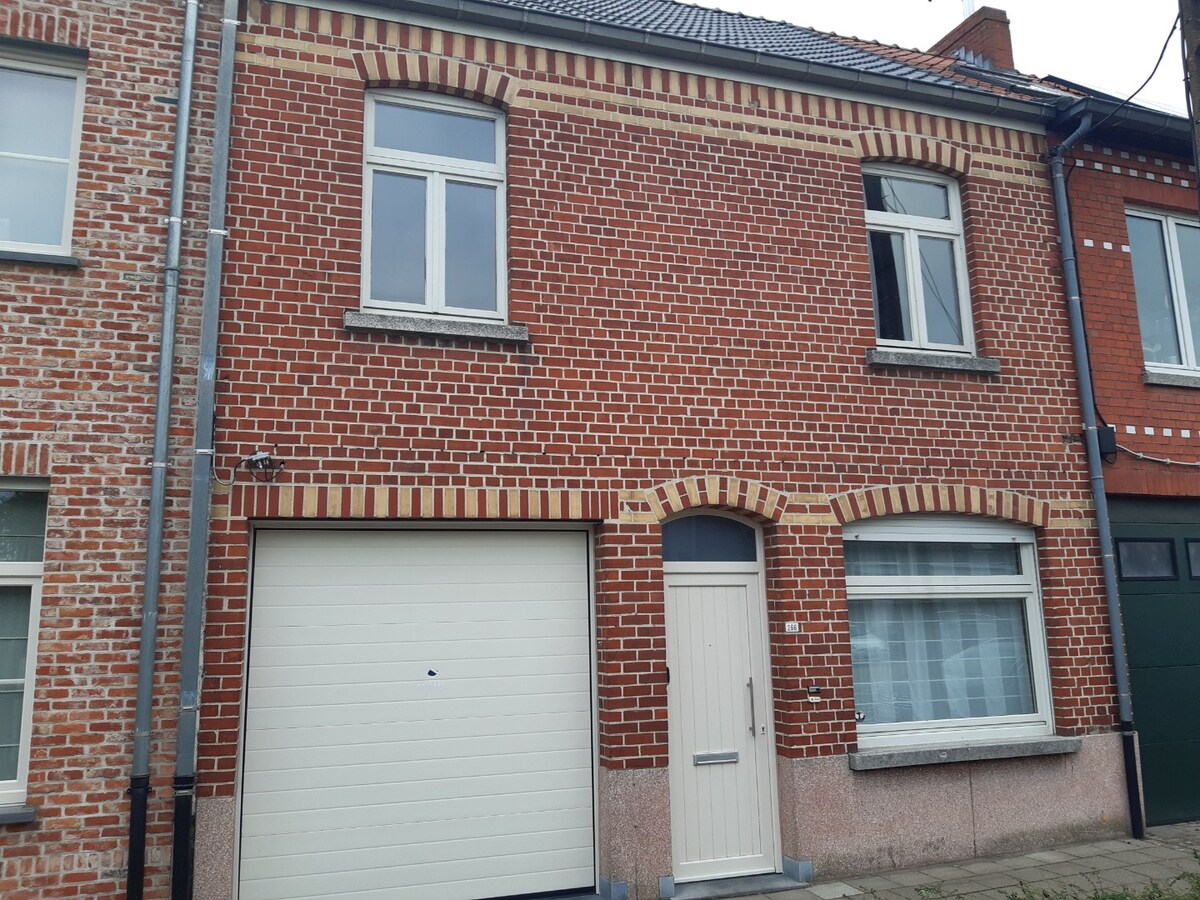 Stijlvolle woning in Eke-Landuit. 