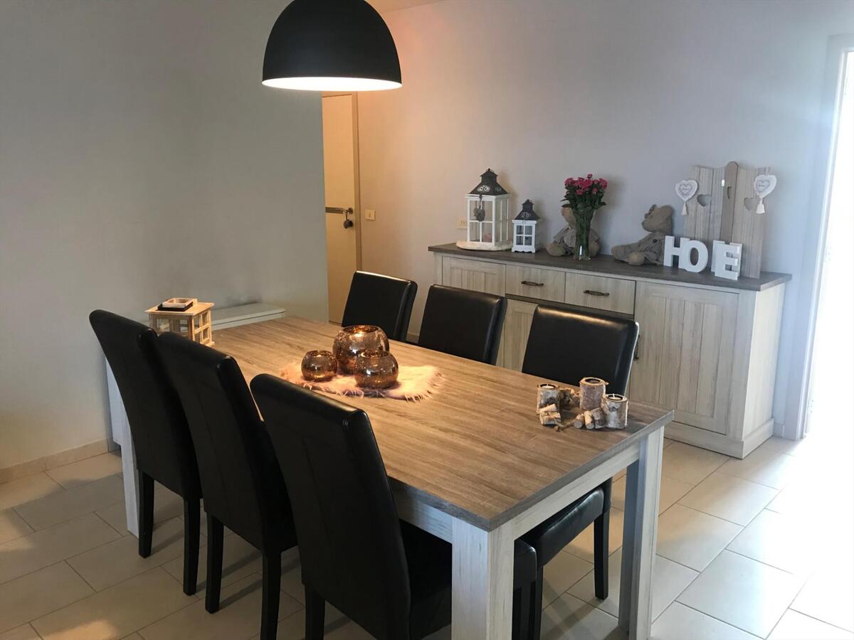 Ruim duplex-appartement met twee ruime slaapkamers 