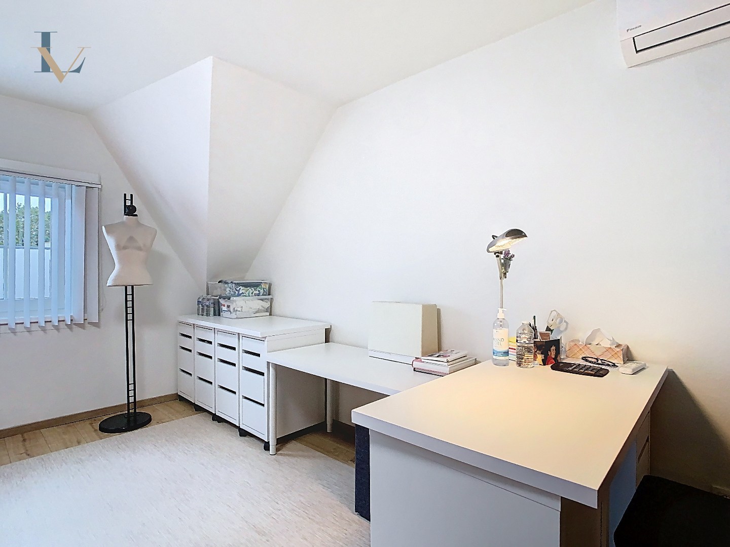 Instapklare halfopen bebouwing met zonnige zuidoost gerichte tuin – 560 m² 