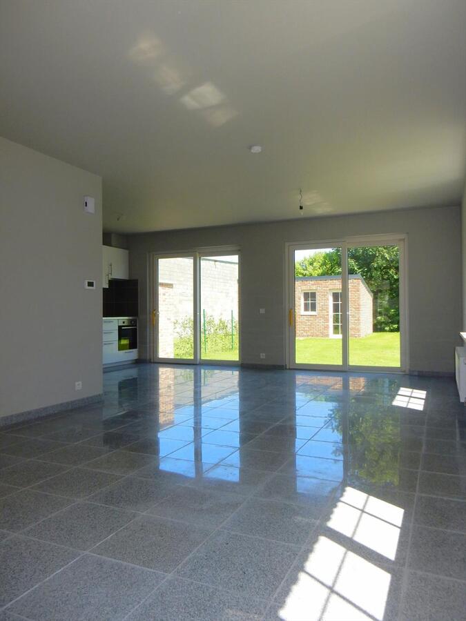 Nieuwbouwwoning op een ideale ligging 