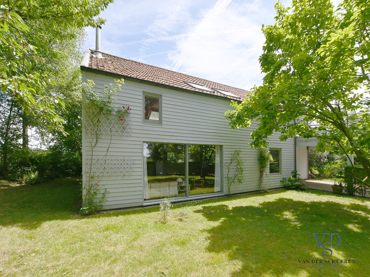 Exceptioneel gelegen eigendom te Baaigem. 