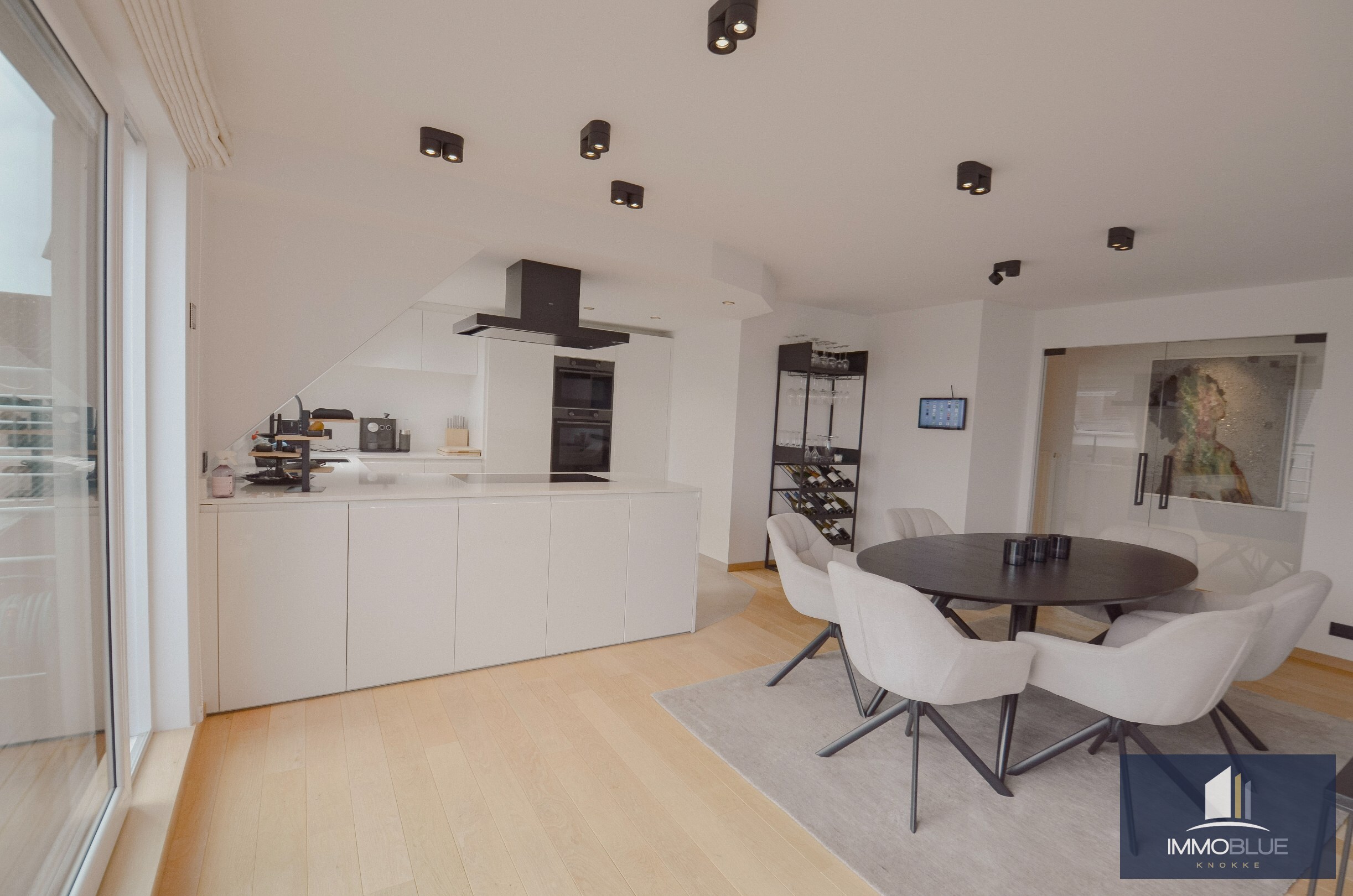 Uniek duplexappartement/penthouse met een weids uitzicht. 