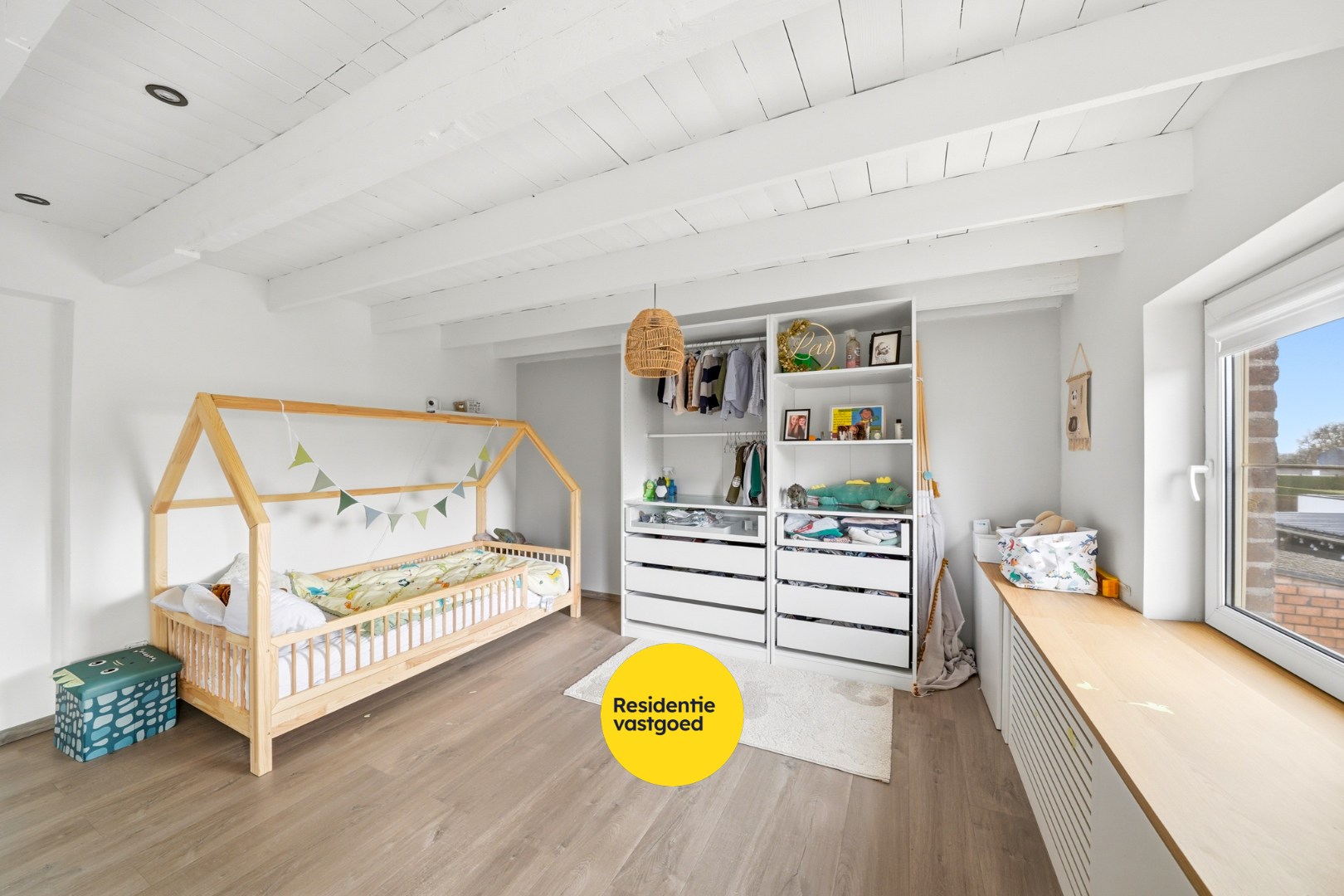 Karaktervolle halfopen bebouwing met multifunctioneel bijgebouw  in Westkerke 