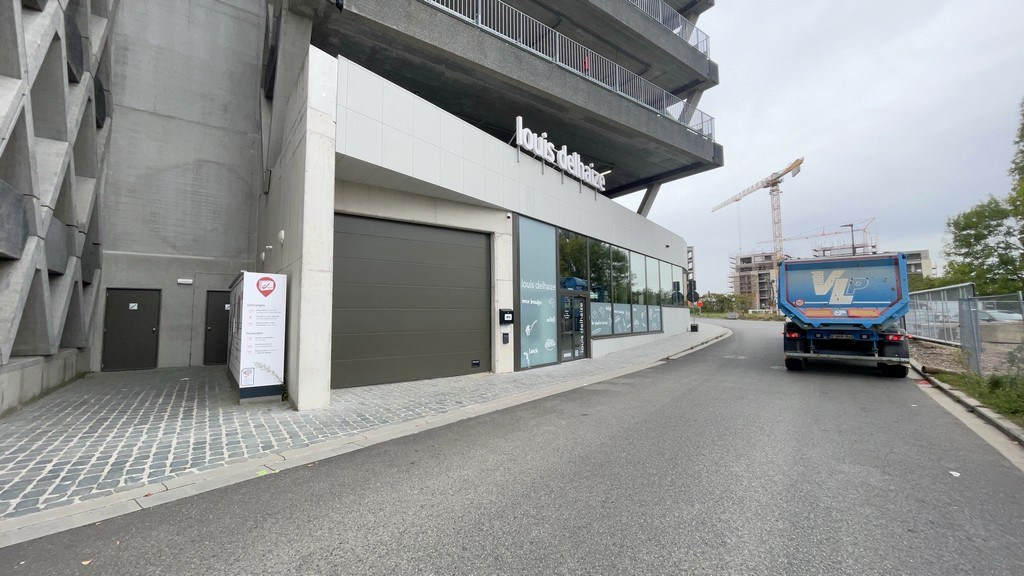 Handelspand te huur aan het Keerdok in Mechelen