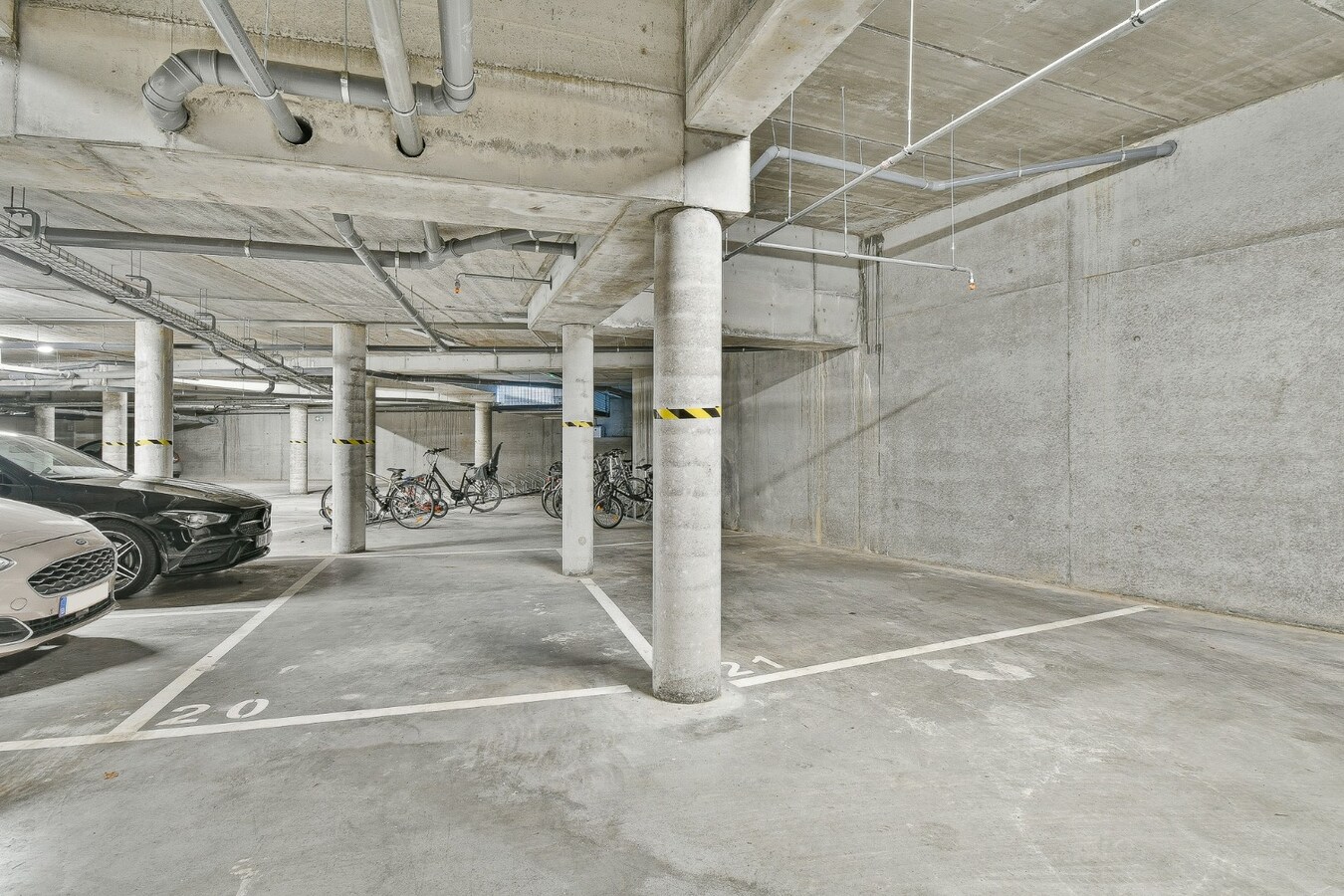 Te koop parkeerplaats - Gistel
