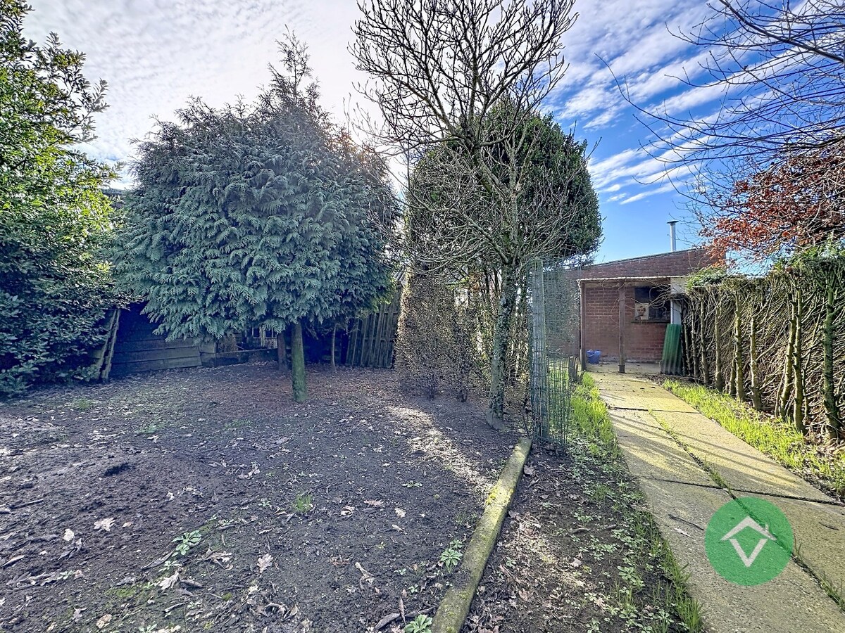 Woning met 3 slaapkamers en garage te Eernegem 