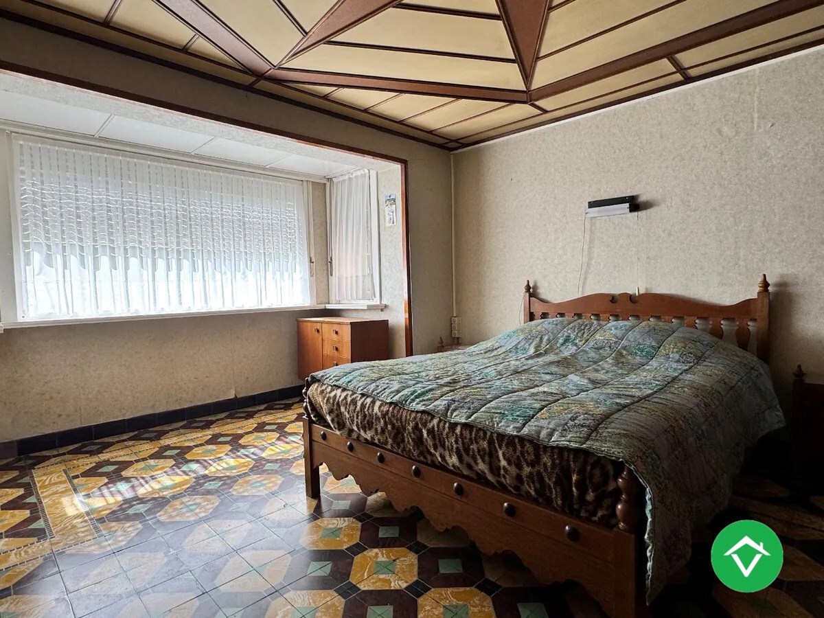 Woning met 3 slaapkamers tuin en garage te Gistel 