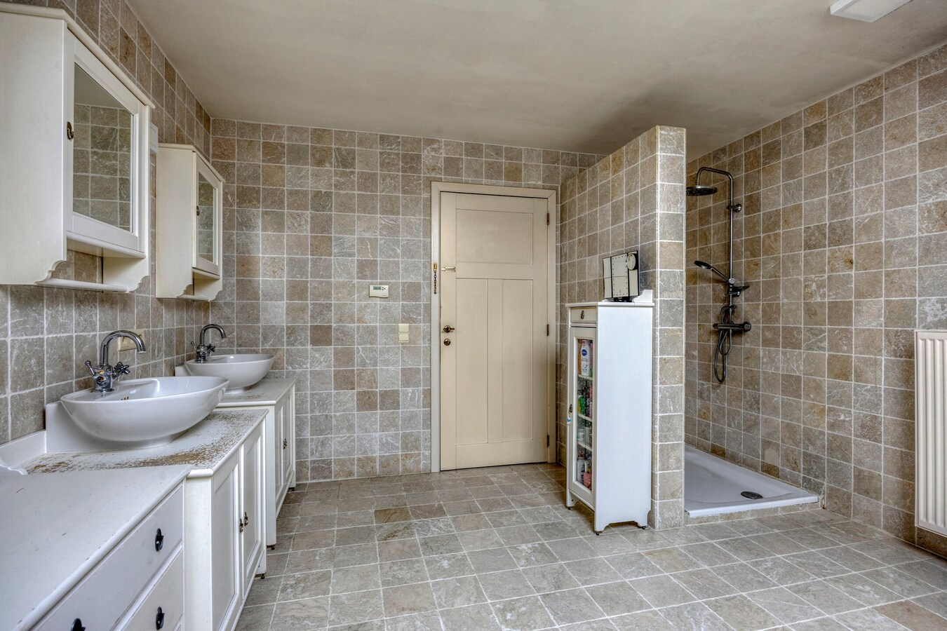 Charmant Stokkem : Landhuis met bureel en 4 slaapkamers 