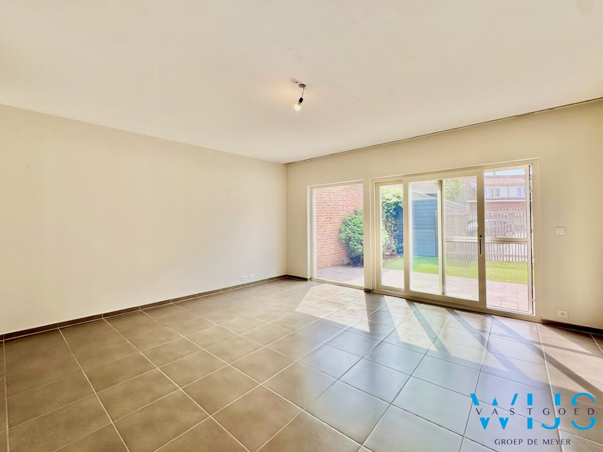 Gelijkvloersappartement met staanplaats te Ertvelde ! 