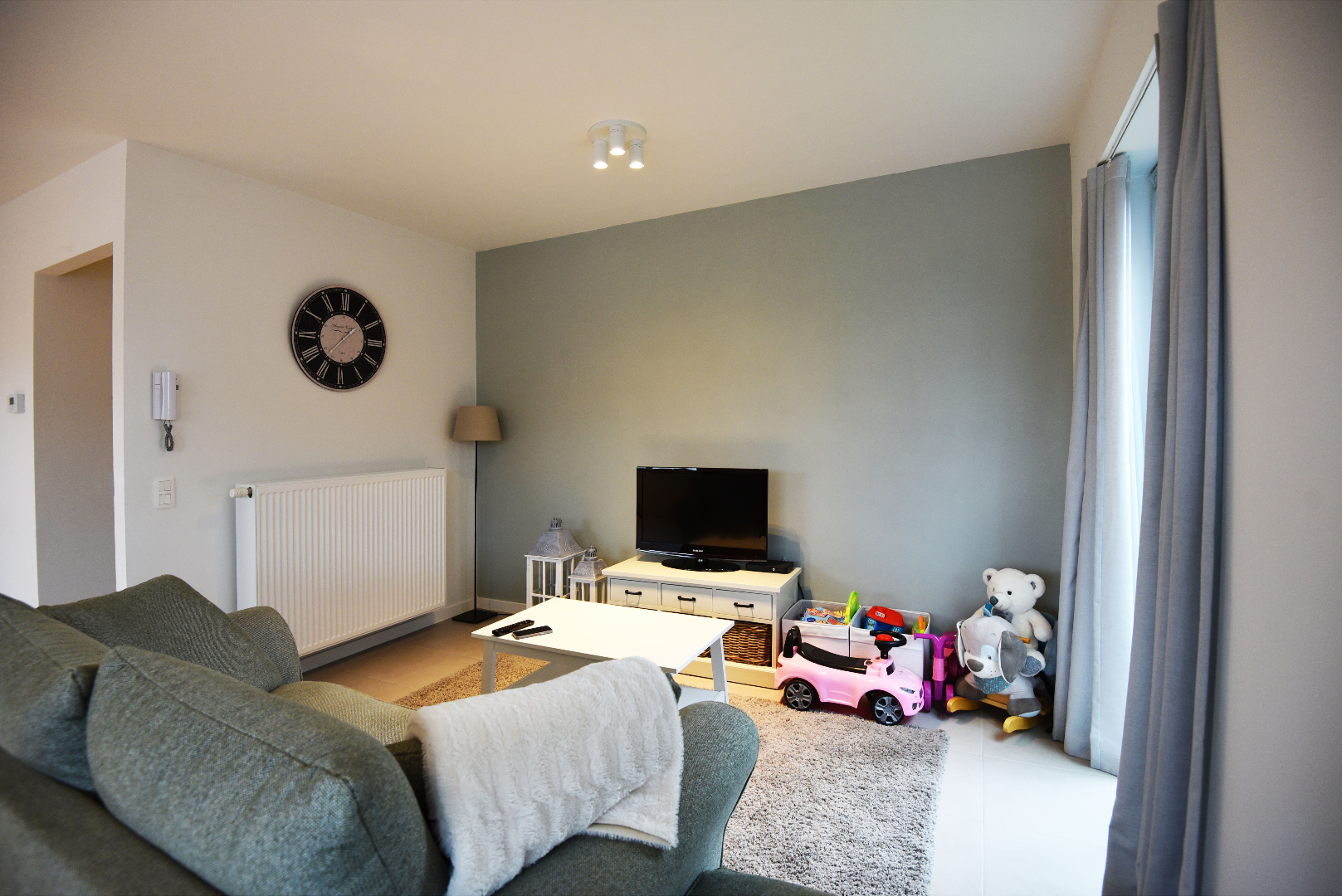 Nieuwbouw app. 2 slpk, terras en autostaanplaats te Maldegem 