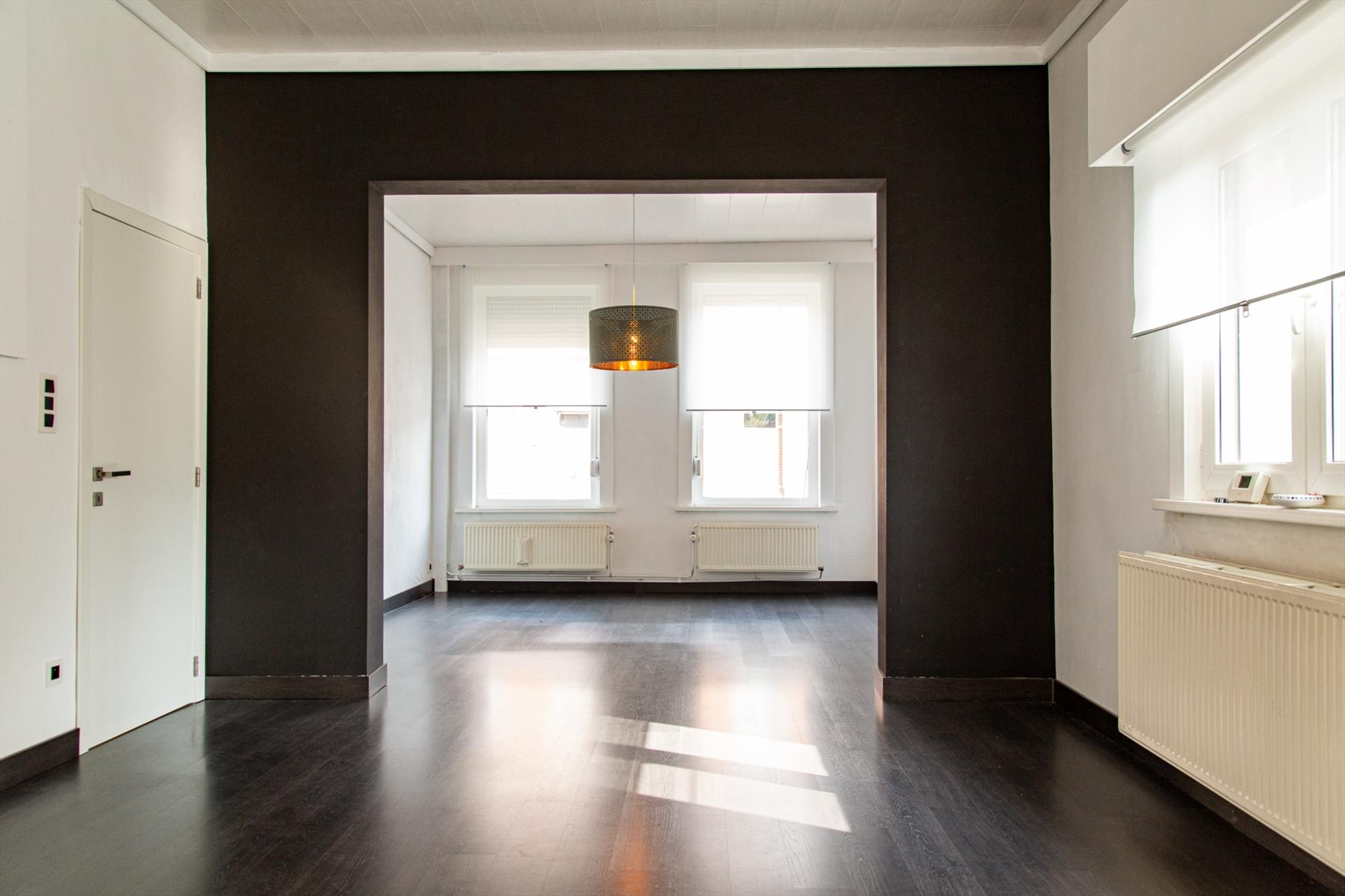 Halfopen bebouwing met 5 slpks te Eeklo 